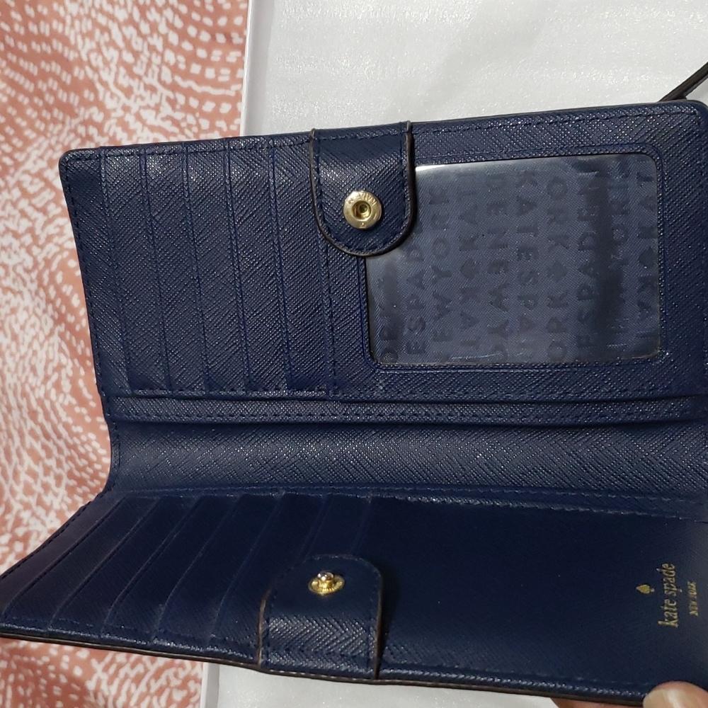 Wallet - Picture 3 of 5